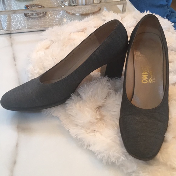 Ferragamo Italian Grey Fabric Pumps - Picture 3 of 3